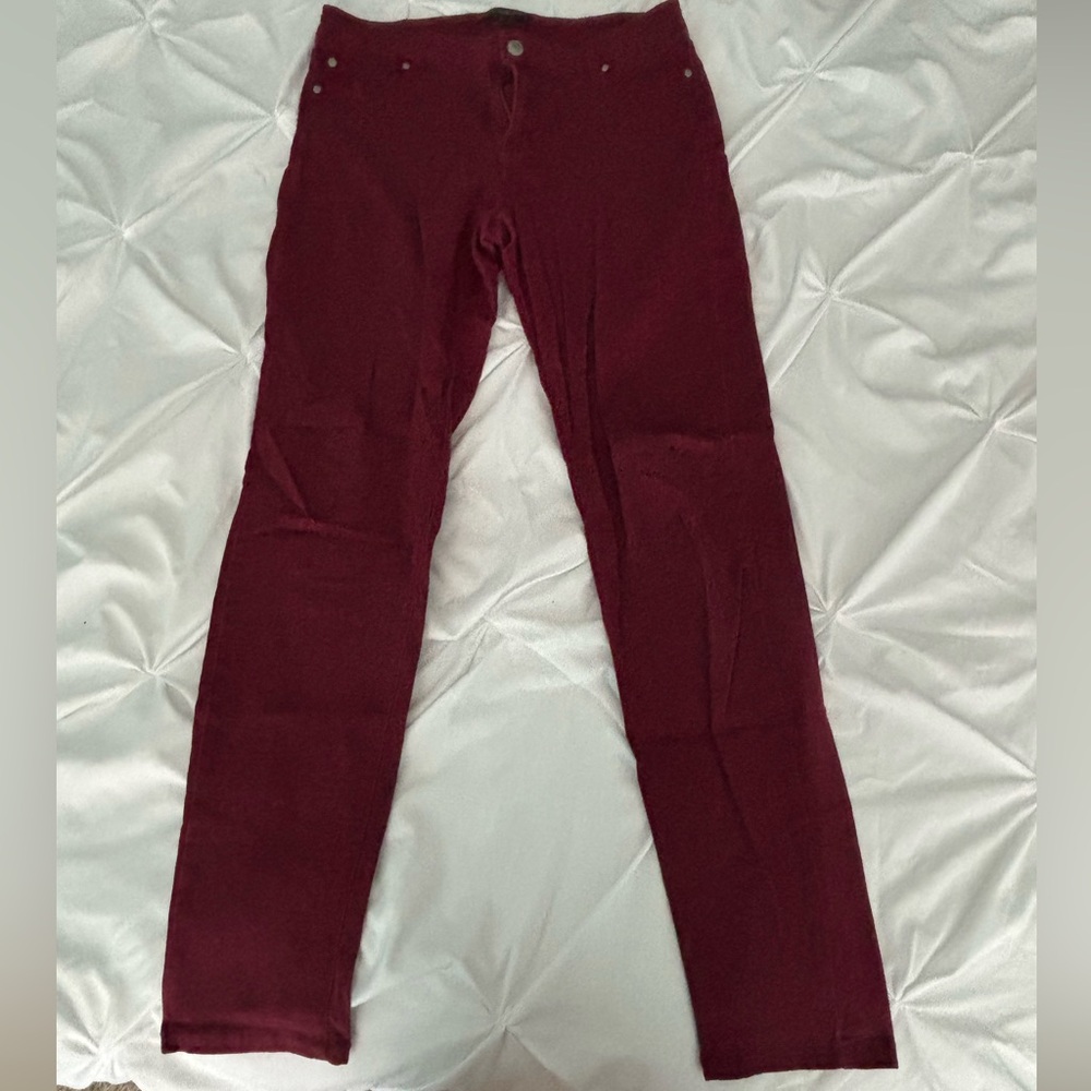Celebrity Pink Women's Burgundy Jeans